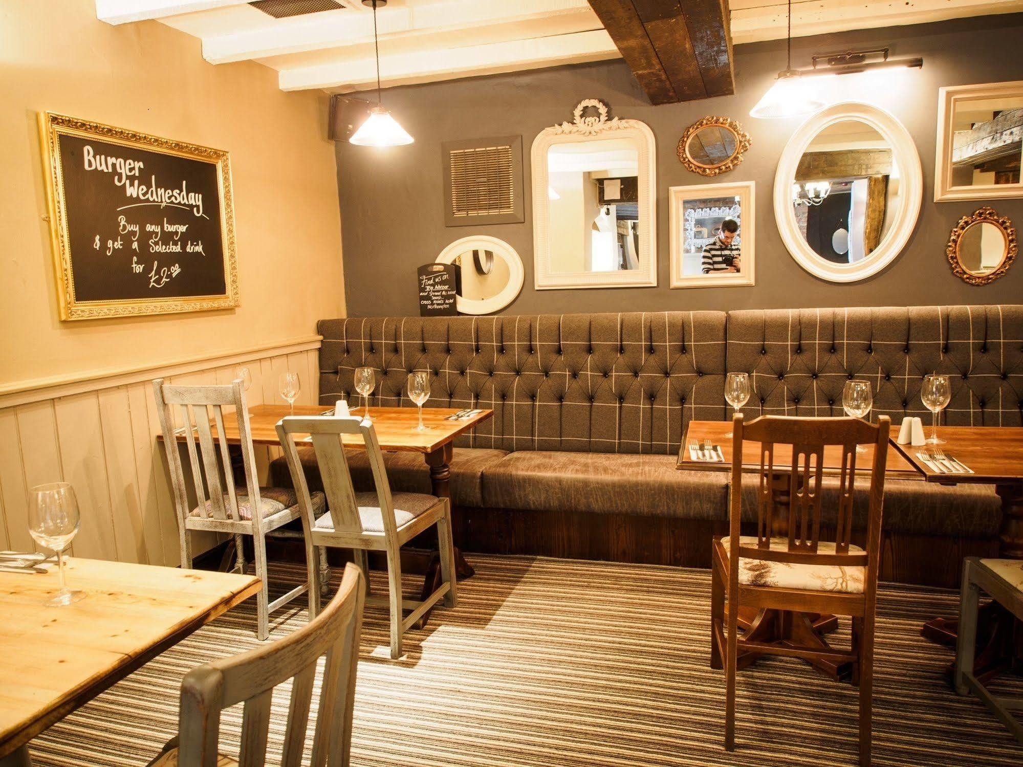Crossroads By Chef & Brewer Collection Hotel Weedon Bec Luaran gambar